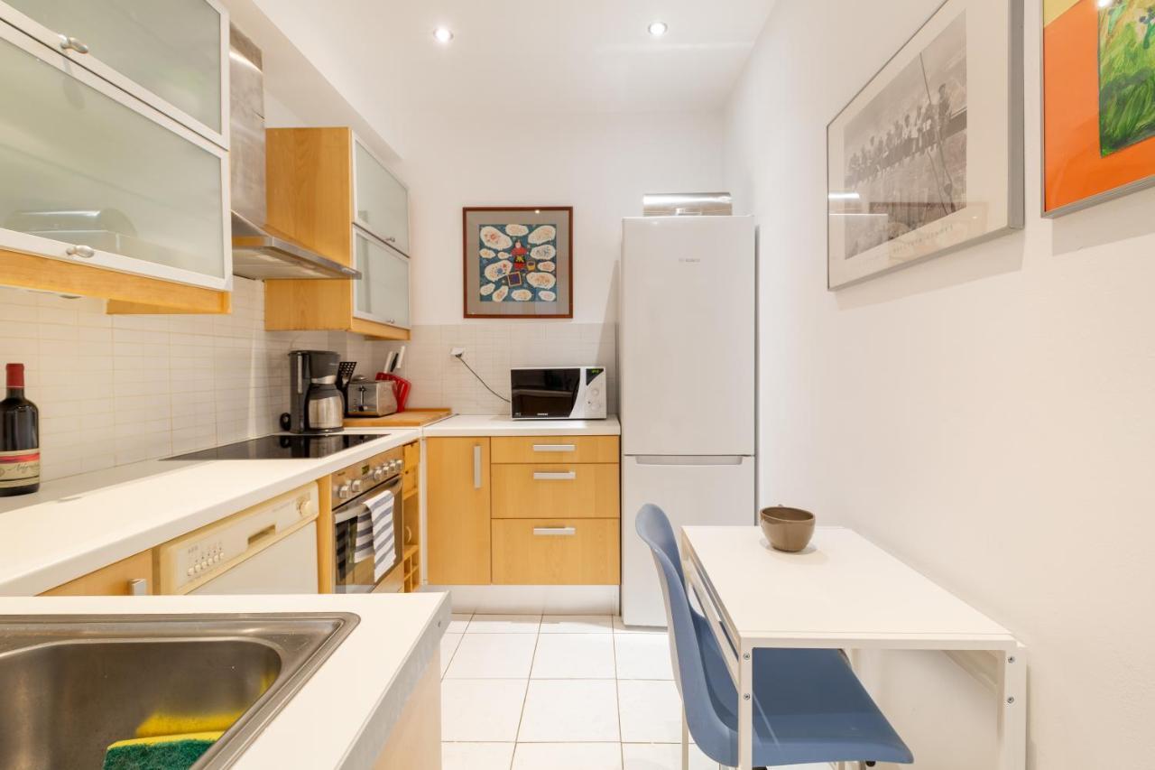 Vibrant In Pangrati By Athenian Homes Екстер'єр фото
